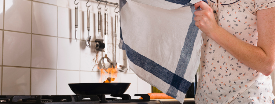 Four Tips for Putting Out a Fire at Home Without a Fire Extinguisher