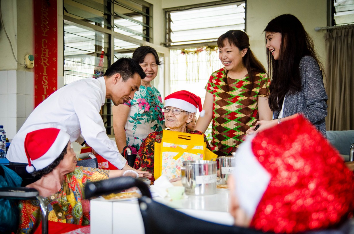 Christian Employee Celebrated Christmas 2016